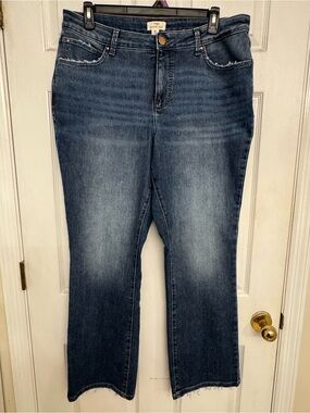 Everflex by Maurices Women's Mid-Rise Dark Blue Straight Jeans NWOT